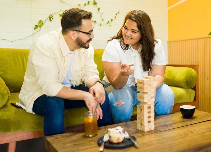 Christian Connection Blog – 6 Fun Date Ideas For Embracing The Great Indoors!